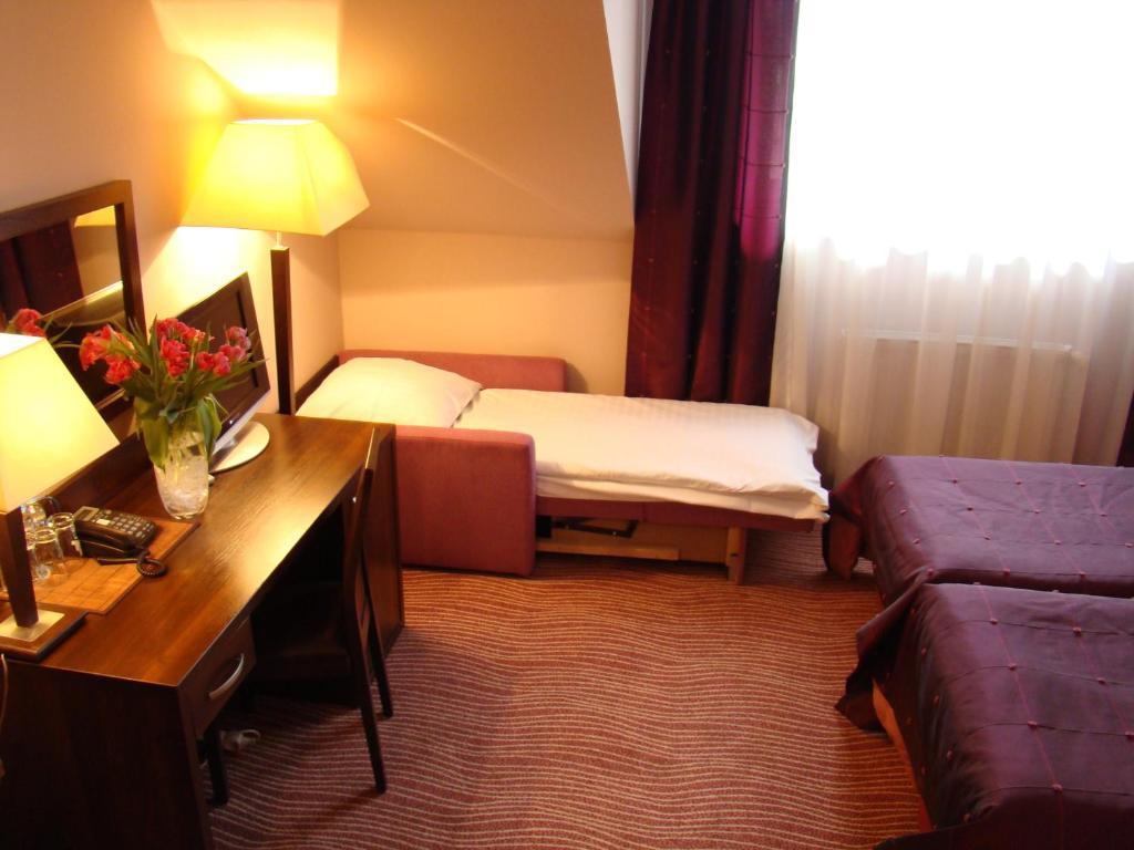 Hotel Azalia & Spa Niepołomice Værelse billede