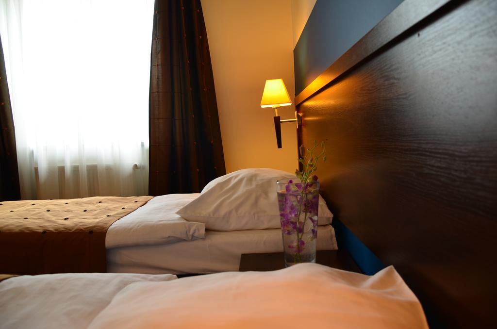 Hotel Azalia & Spa Niepołomice Eksteriør billede